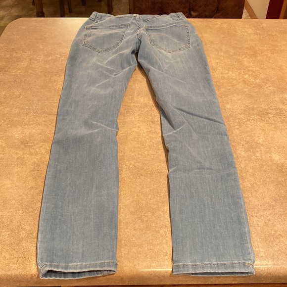Womens Free People jeans size 26 inseam measures about 26.5” - Picture 7 of 9